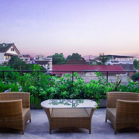 M5 Hotel Chiang Mai Bagian luar foto
