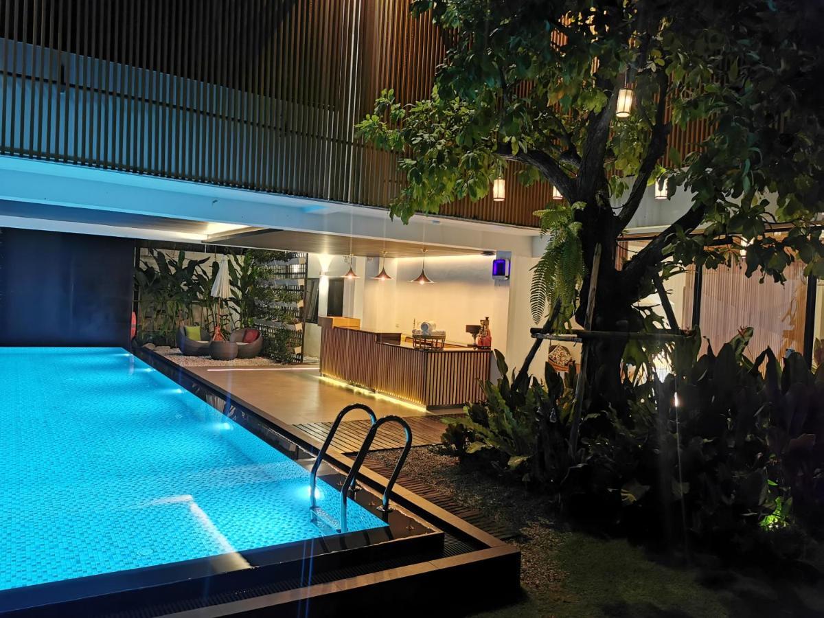 M5 Hotel Chiang Mai Bagian luar foto